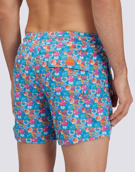 SHORT DE BAIN COURT À TAILLE ÉLASTIQUE AVEC IMPRIMÉ SUNCAP EN POLY RECYCLÉ