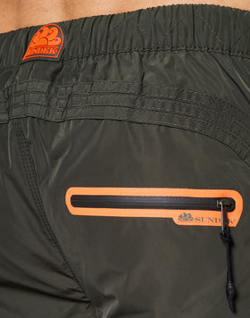 BAÑADOR DE LARGO MEDIO CON CINTURA ELÁSTICA