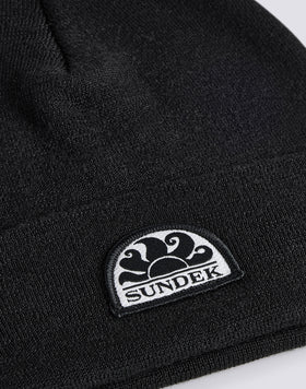 BEANIE CON PATCH