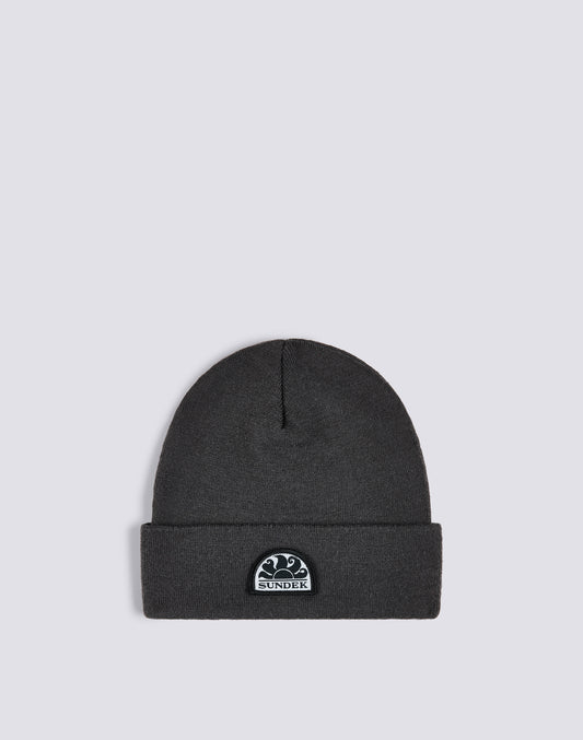 GORRO CON PARCHE