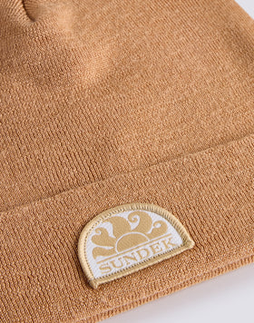 GORRO CON PARCHE