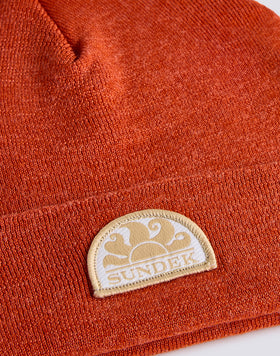 BEANIE CON PATCH