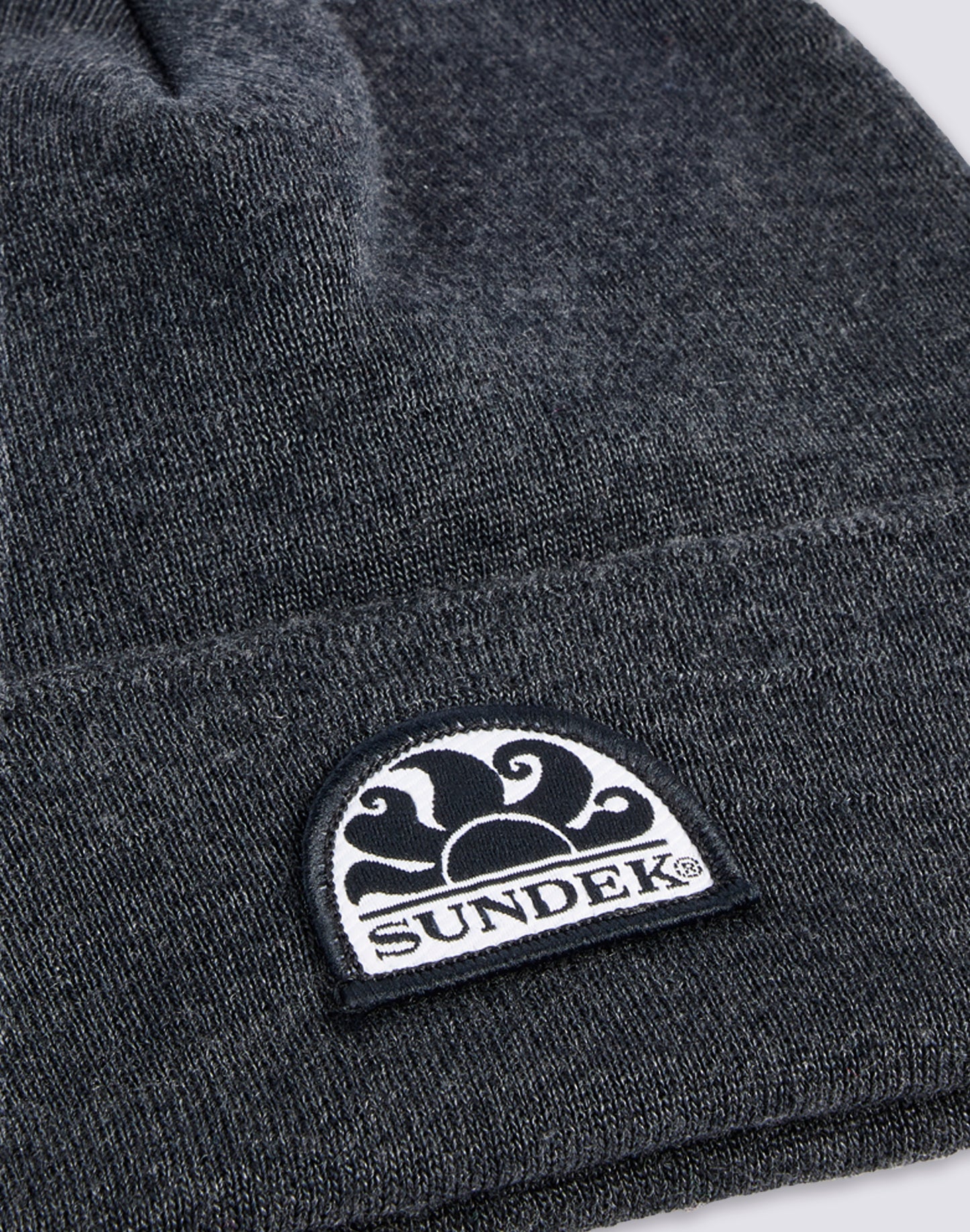 BEANIE CON PATCH