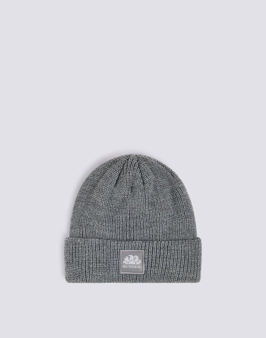 BONNET EN TRICOT CÔTELÉ