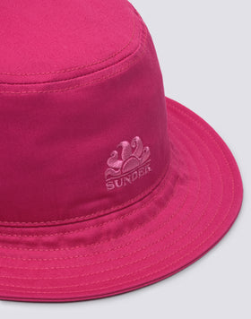 FISHER HAT WITH EMBROIDERED LOGO