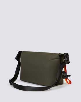 BEAUTY CASE WITH WELDED ZIP