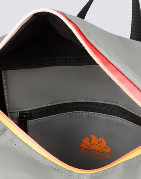 SAC À DOS AVEC FERMETURE ÉCLAIR SOUDÉE ET POIGNÉES RÉGLABLES REMBOURRÉES