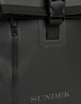 TECHNICAL BACKPACK WITH ZIP AND FRONT CLOSURE