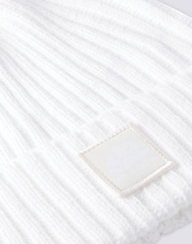 BEANIE CON POM POM