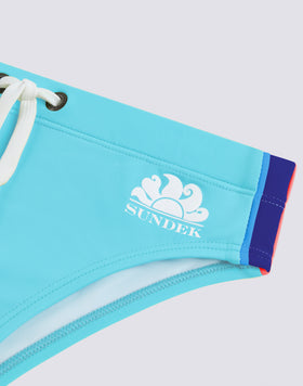 SLIP DE BAIN POUR ENFANT AVEC DÉTAILS ARC-EN-CIEL SUR LES CÔTÉS