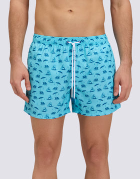 REPREVE® TRAJE DE BAÑO CORTO CON CINTURA ELÁSTICA Y GREETINGS FROM MEXICO ESTAMPADO