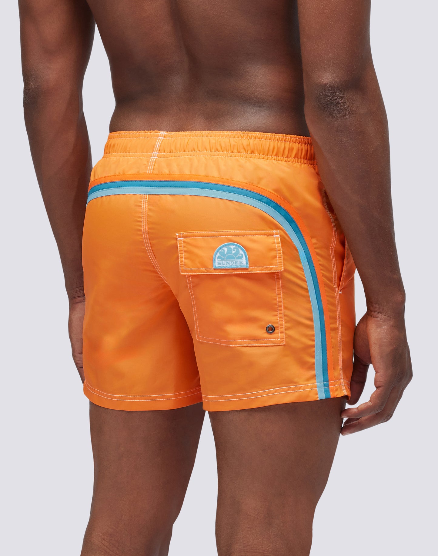 ICONIC TAFFETA STRETCH WAIST SHORT SWIM TRUNKS