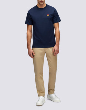 CAMISETA CON BORDADO TRICOLOR