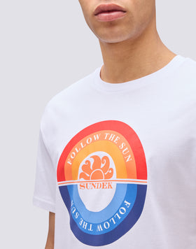 CAMISETA CON ESTAMPA REDONDA FOLLOW THE SUN