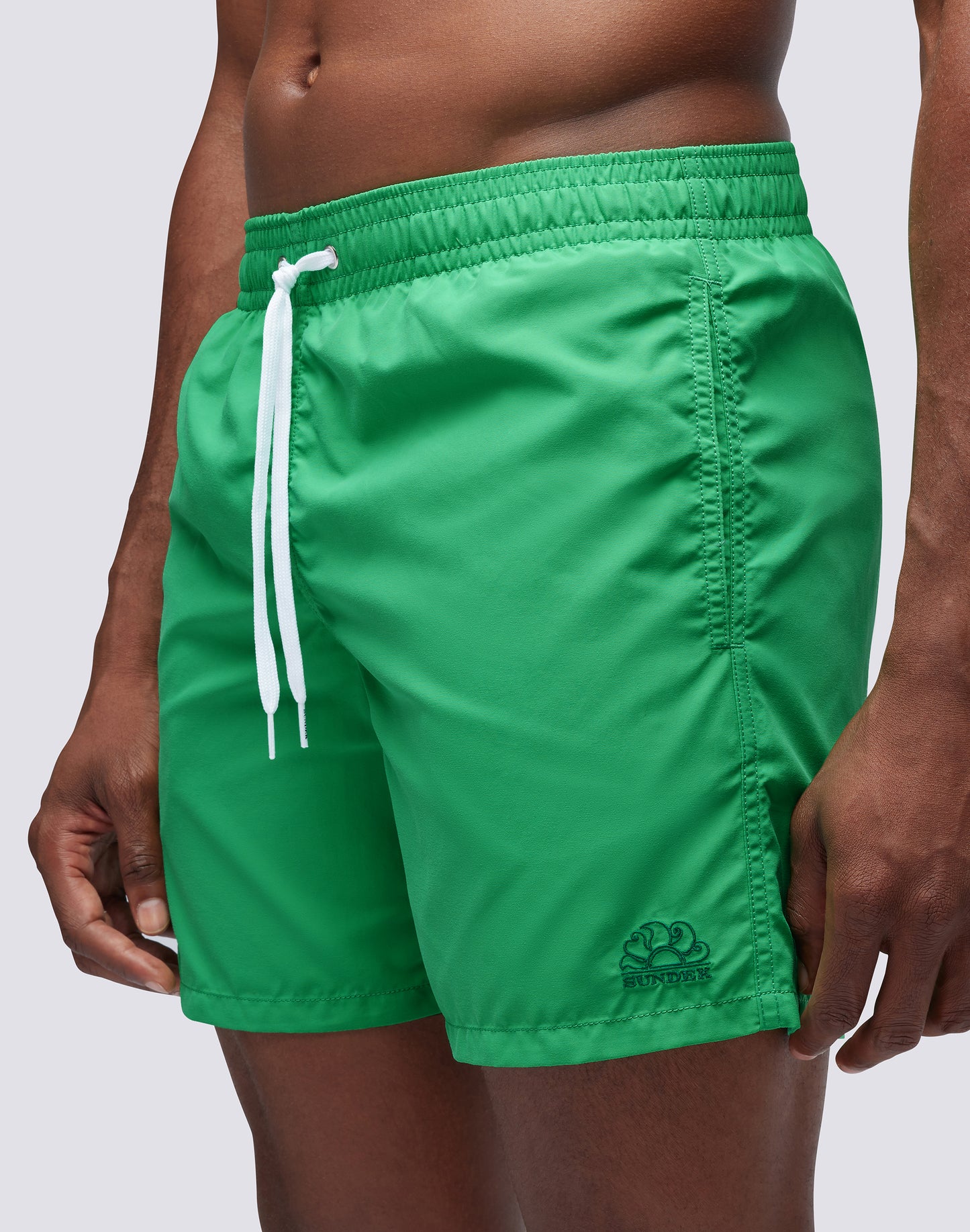 MICROPEACH MID-LENGTH SWIM SHORTS WITH AN ELASTICATED WAISTBAND