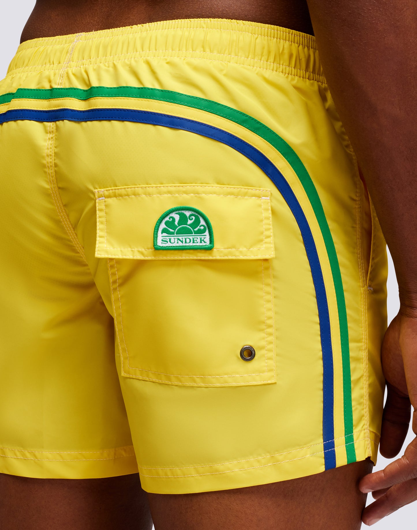 SHORT SWIM SHORTS WITH AN ELASTICATED WAISTBAND ICONIC TAFFETA BRAZIL FLAG