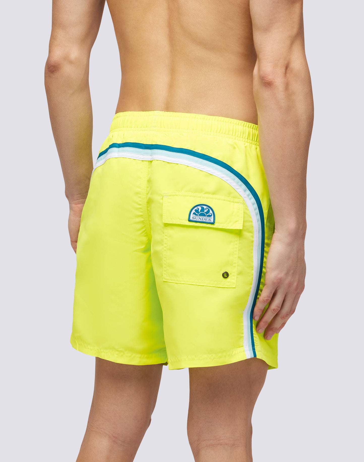 ICONIC TAFFETA STRETCH WAIST MID-LENGTH SWIM TRUNKS