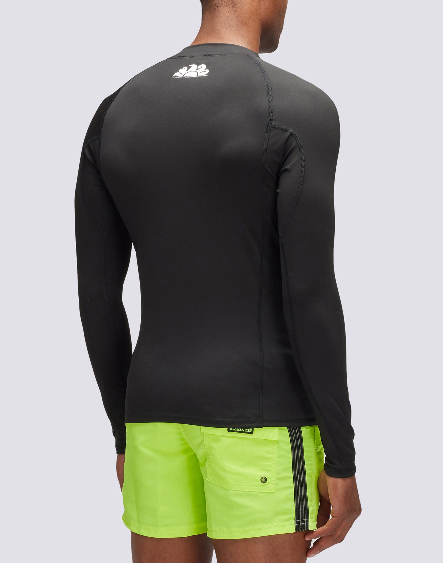 LONG-SLEEVED RASHGUARD