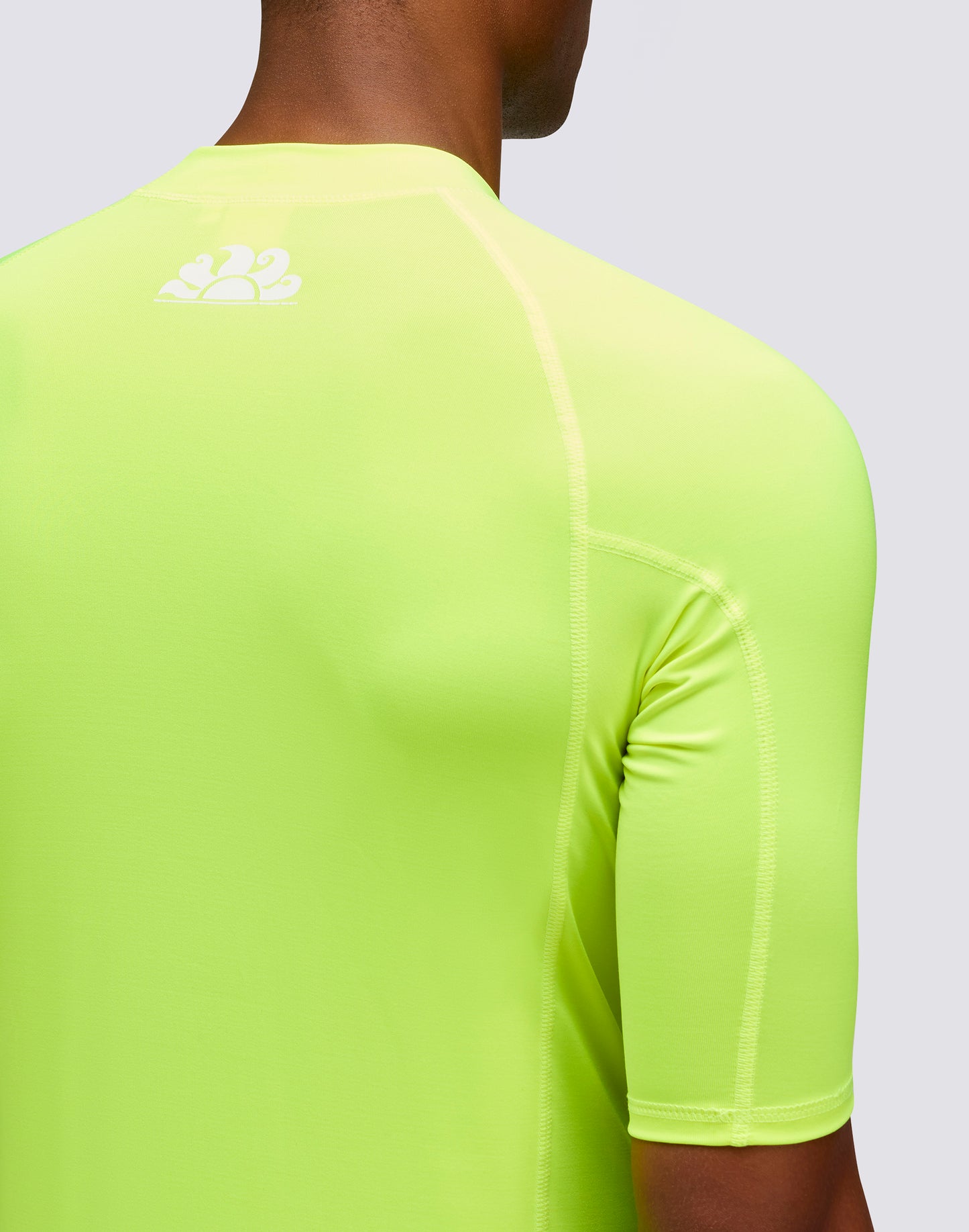 UPF 50 CREW NECK RASH GUARD