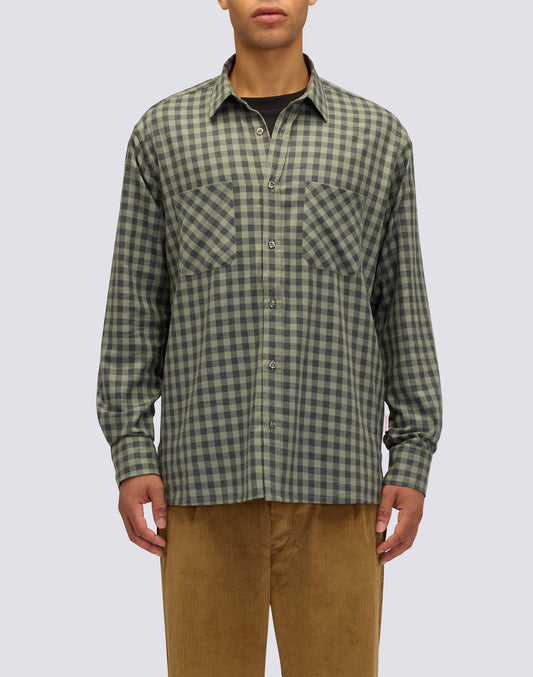 CAMISA DE HOMBRE A CUADROS DE ALGODÓN GABARDINA TEÑIDA A MANO