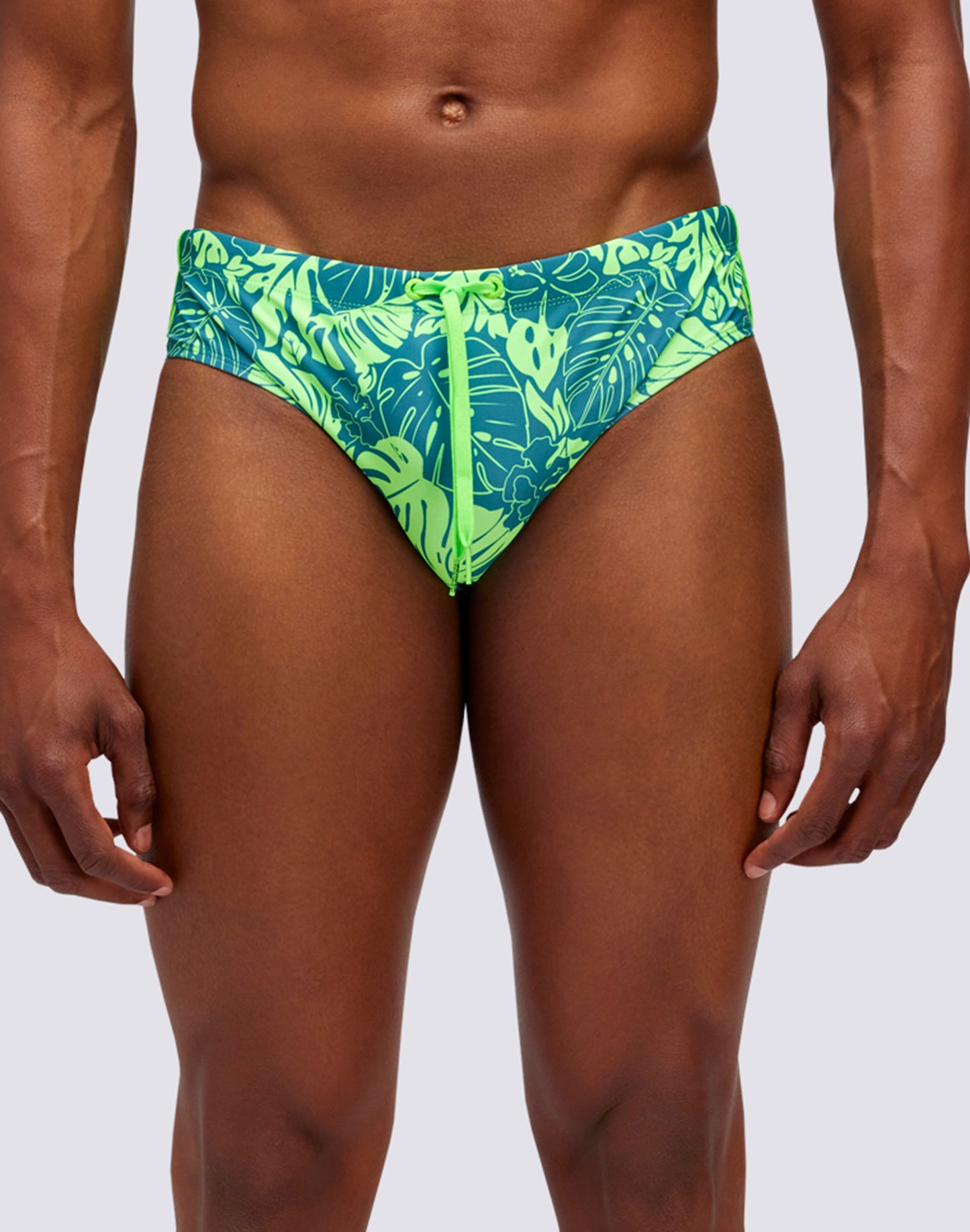 AUGUST BRIEF WITH LEAF PRINT