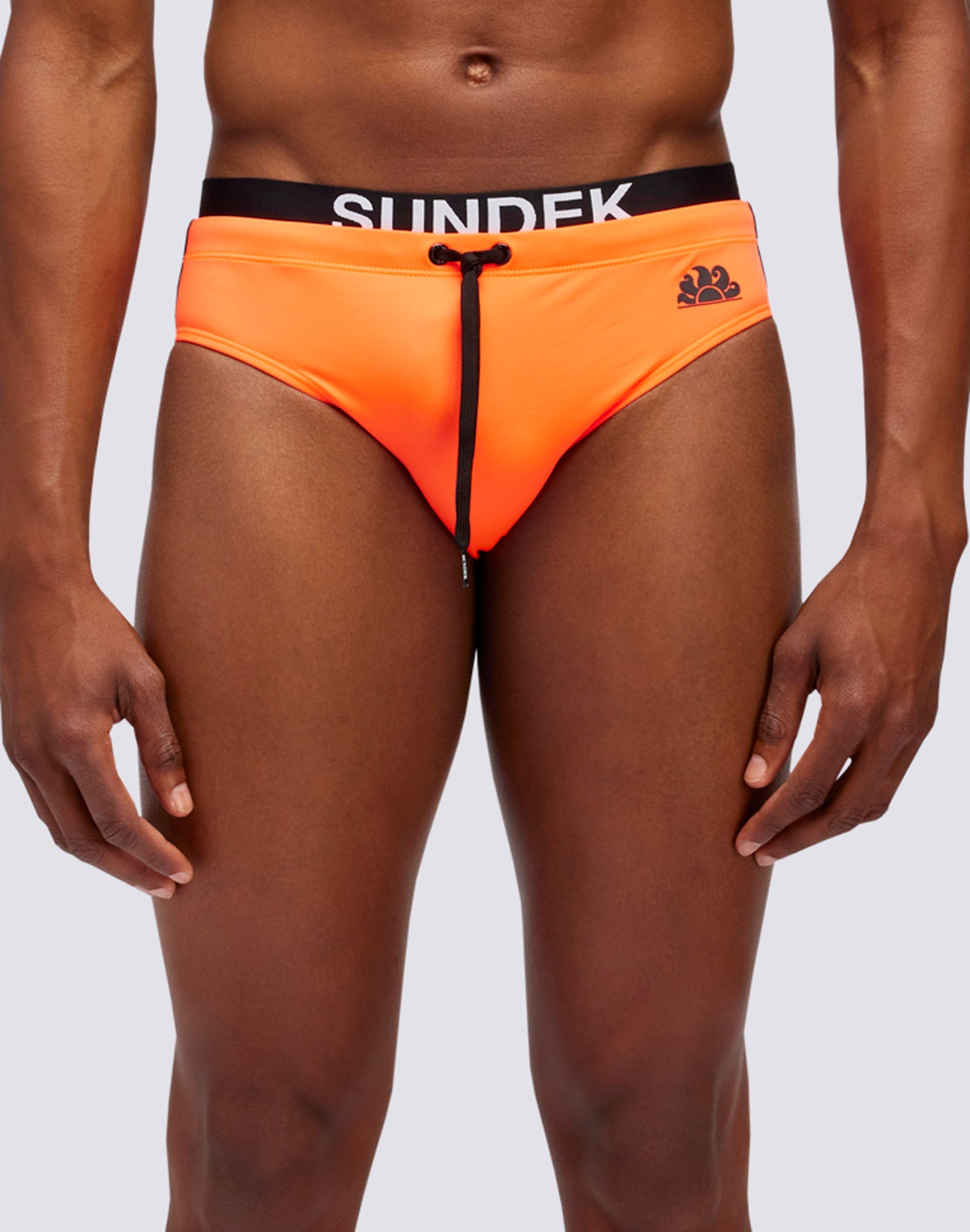 BRIEFS WITH ELASTIC LOGO