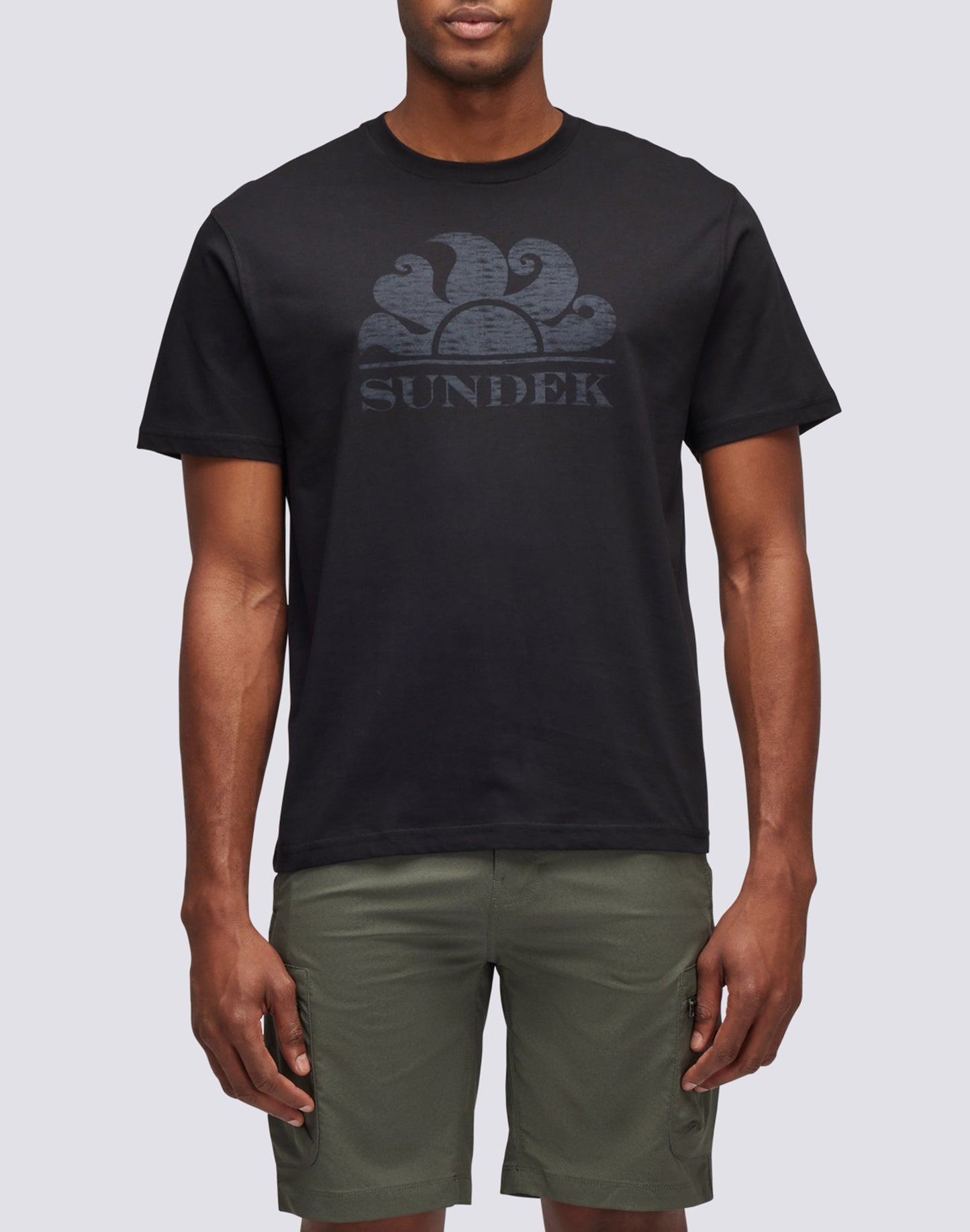 SHORT-SLEEVED T-SHIRT WITH LOGO