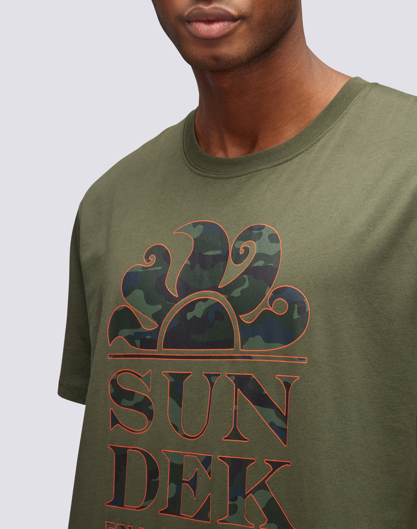 CAMOU FOLLOW THE SUN PRINT T-SHIRT