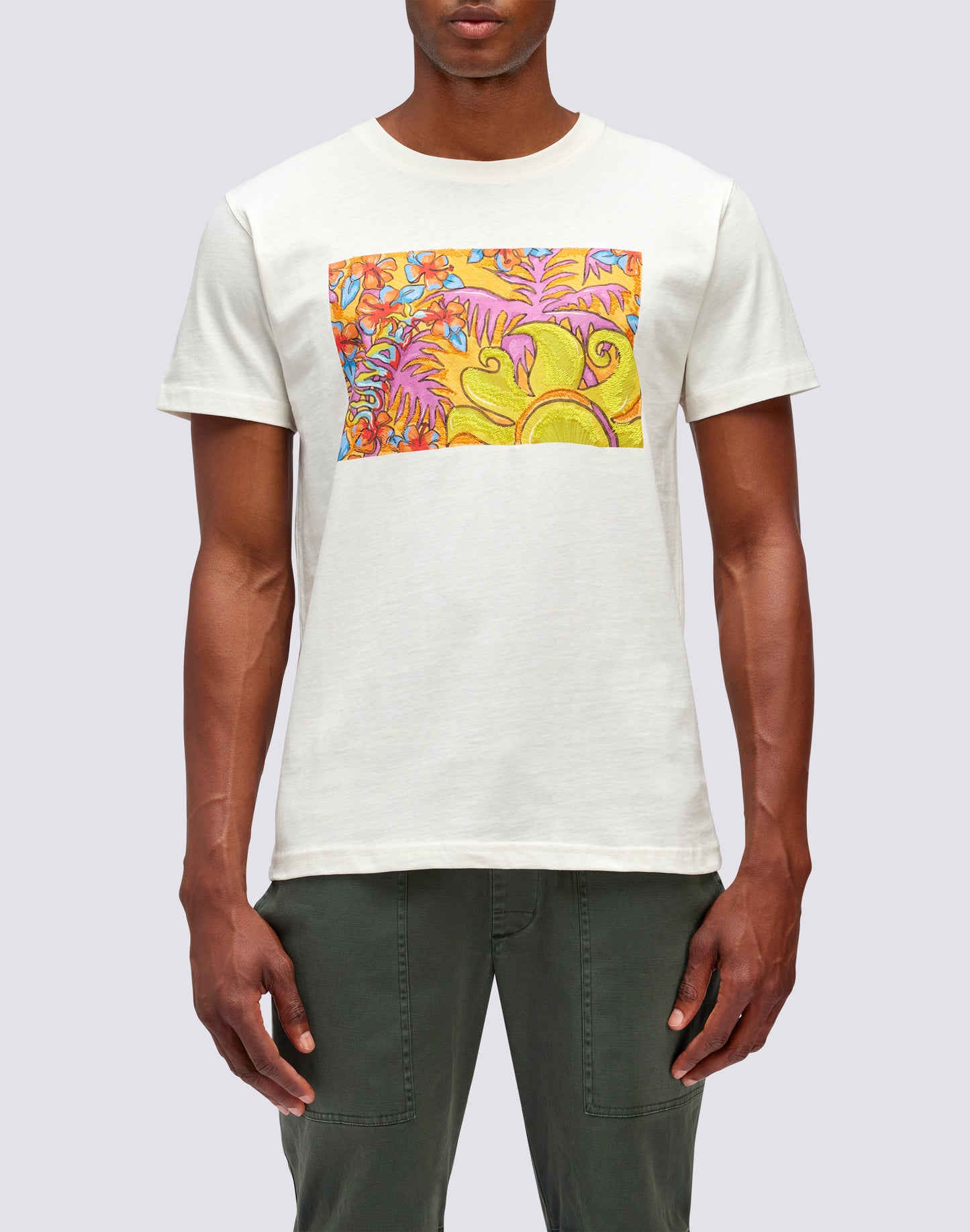 T-SHIRT AVEC IMPRIMÉ ET BRODERIE