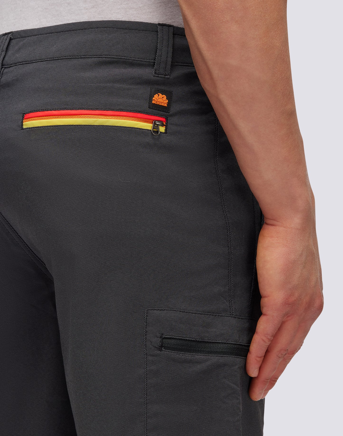 SHORTS CARGO DE TEJIDO QUICK DRY