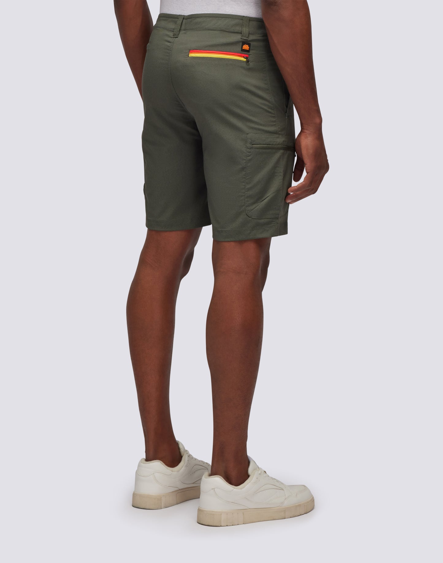 SHORT CARGO EN TISSU À SÉCHAGE RAPIDE