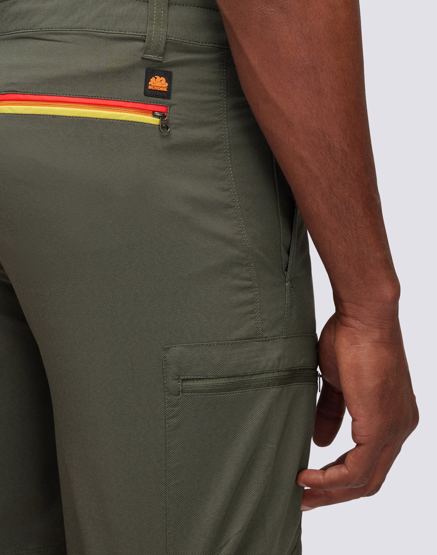 SHORT CARGO EN TISSU À SÉCHAGE RAPIDE