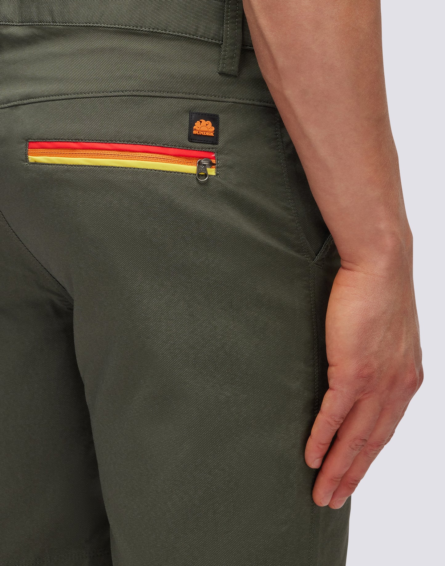 WALKSHORTS DE TEJIDO QUICK DRY