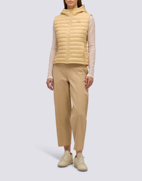 CHALECO DE MUJER CON CAPUCHA