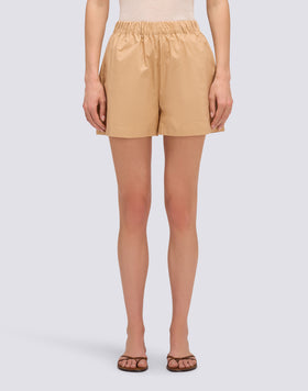 SHORTS IN POPELINE