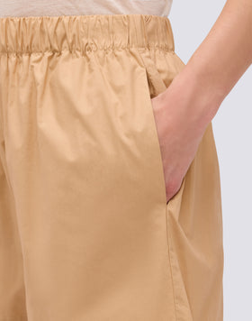 SHORTS IN POPELINE
