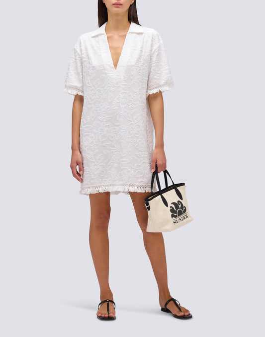 ROBE COURTE À FRANGES EN ÉPONGE JACQUARD