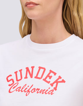 CAMISETA CROPPED DE MUJER CON LAVADO VINTAGE