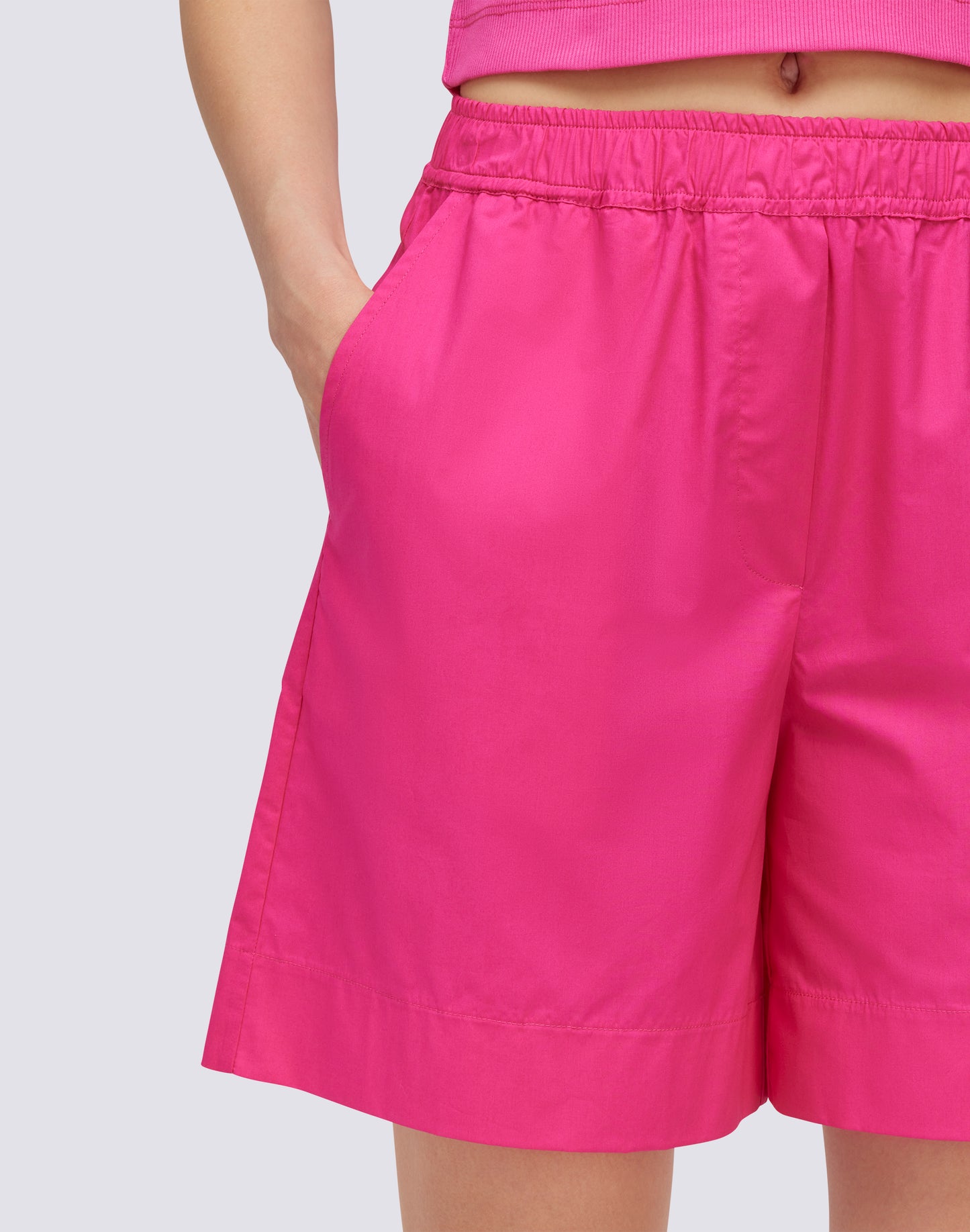 SHORT EN POPELINE À TAILLE ÉLASTIQUE