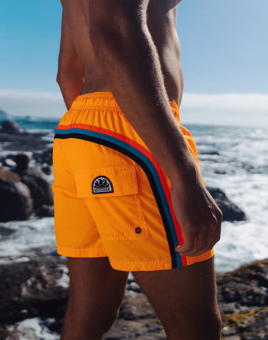 MAILLOT DE BAIN COURT TAILLE ÉLASTIQUÉE POLYESTER RECYCLÉ REPREVE® FLUO