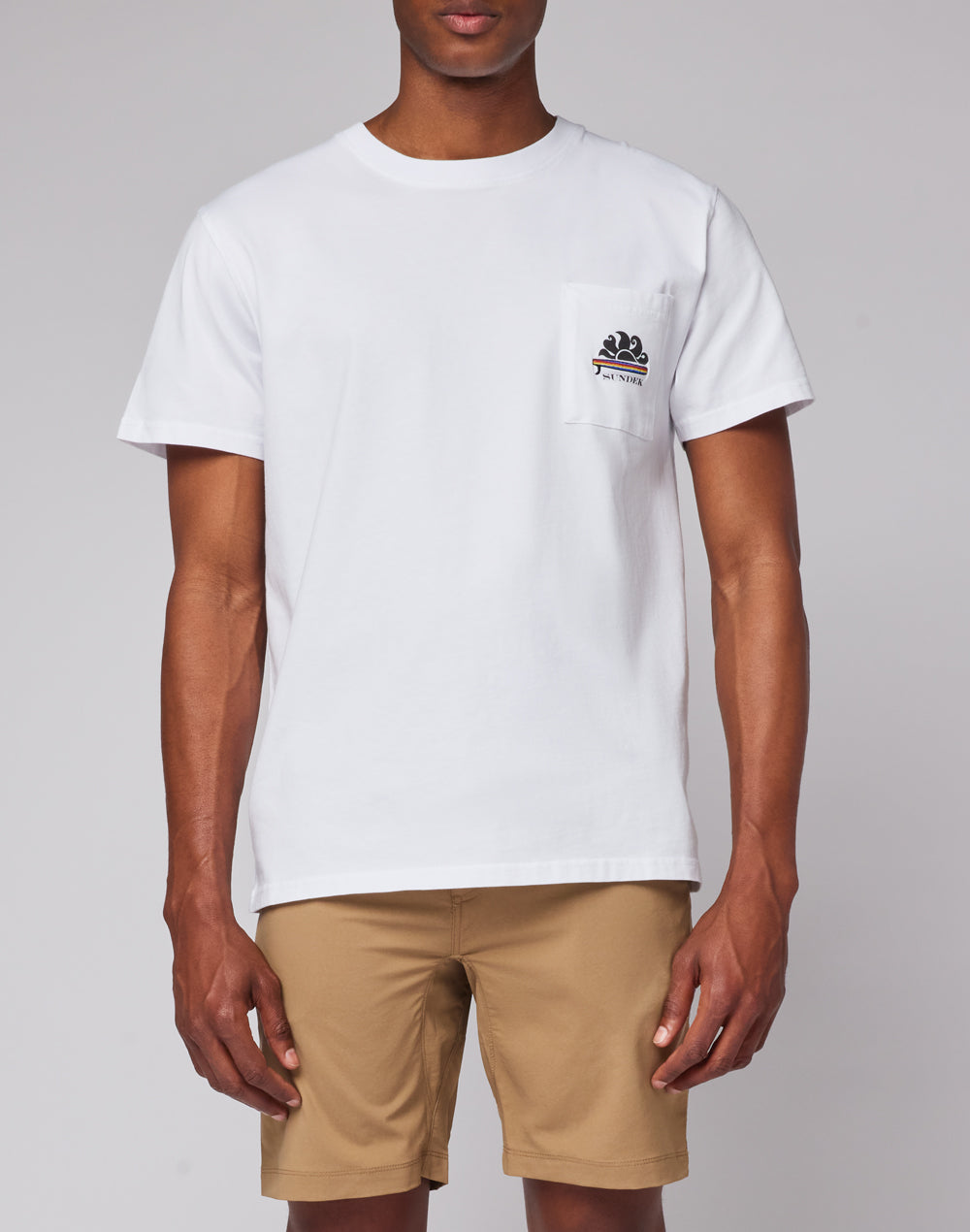 CAMISETA CÁPSULA BORDADO LOGO SURF