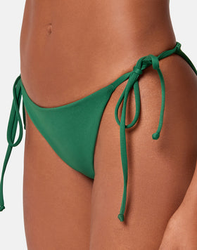 ANITA - SLIP AJUSTABLE SUR LES HANCHES