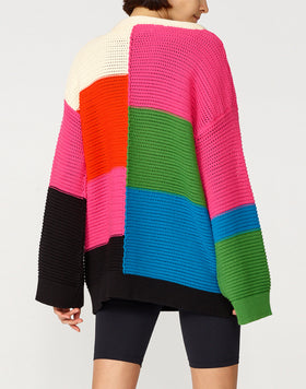 KNITWEAR WITH LACE